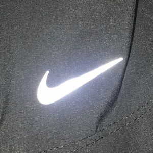 Meet your Posher, Emm